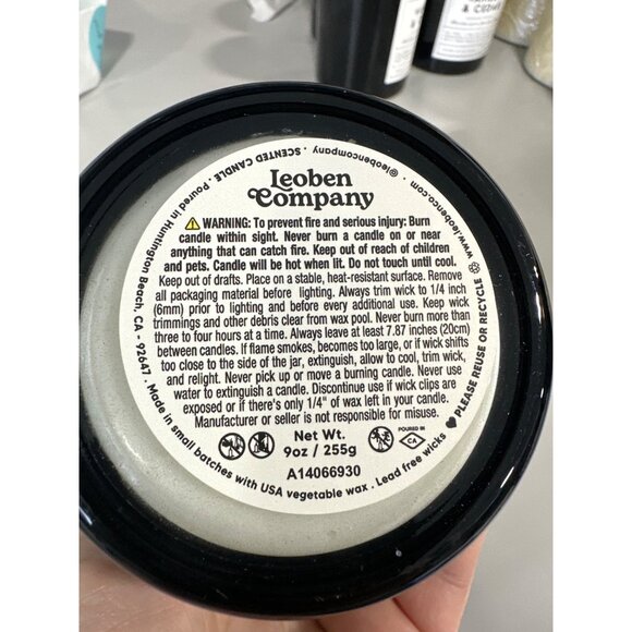 Leoben Company Barber Shop Shave Candle 9 Oz 1 Wick Soy Blend Masculine Aromas - Picture 3 of 6